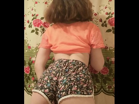 ❤️ सेक्सी जवान बेब क्यामेरामा उनको शर्ट्स फुकाल्दै ☑  सेक्स  ❌️❤